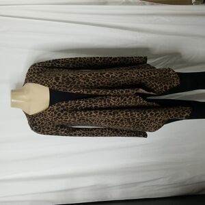 CASHMERE CARDIGAN BY SAKS FIFTH AVENUE IN ANIMAL PRINT SIZE MEDIUM